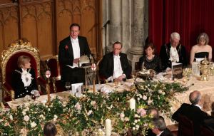 article-2501697-195AD85200000578-424_964x615