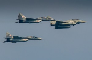 nato-aircraft-flypast-newport-05