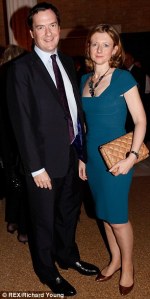 article-2442151-183BD4DF00000578-878_306x611