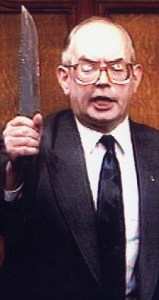 article-0-01c7142700000578-772_224x423