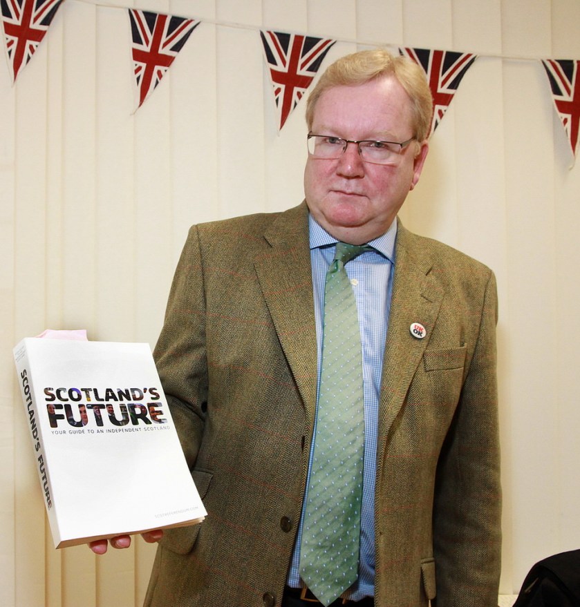 12068163636_1f4ecb8e50_b