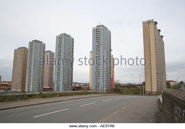 red-road-housing-estate-glasgow-april-2006-ae9tr8